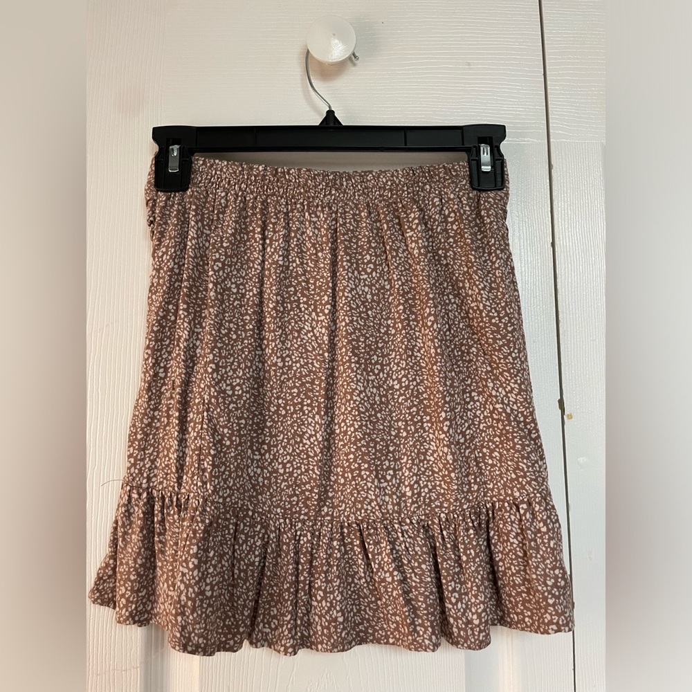 Light Brown Ruffle Skirt (XS)